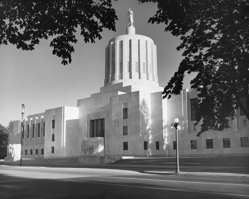 3045D State Capital Building Salem