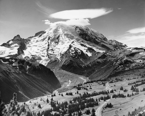 4408 Mt Rainier and the Emmons Glacier from Yakima Park
