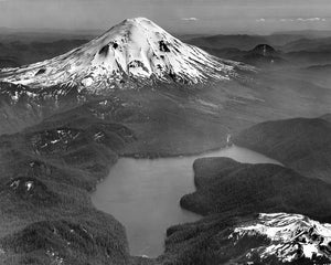 5260A Mount St Helens Spirit Lake aerial