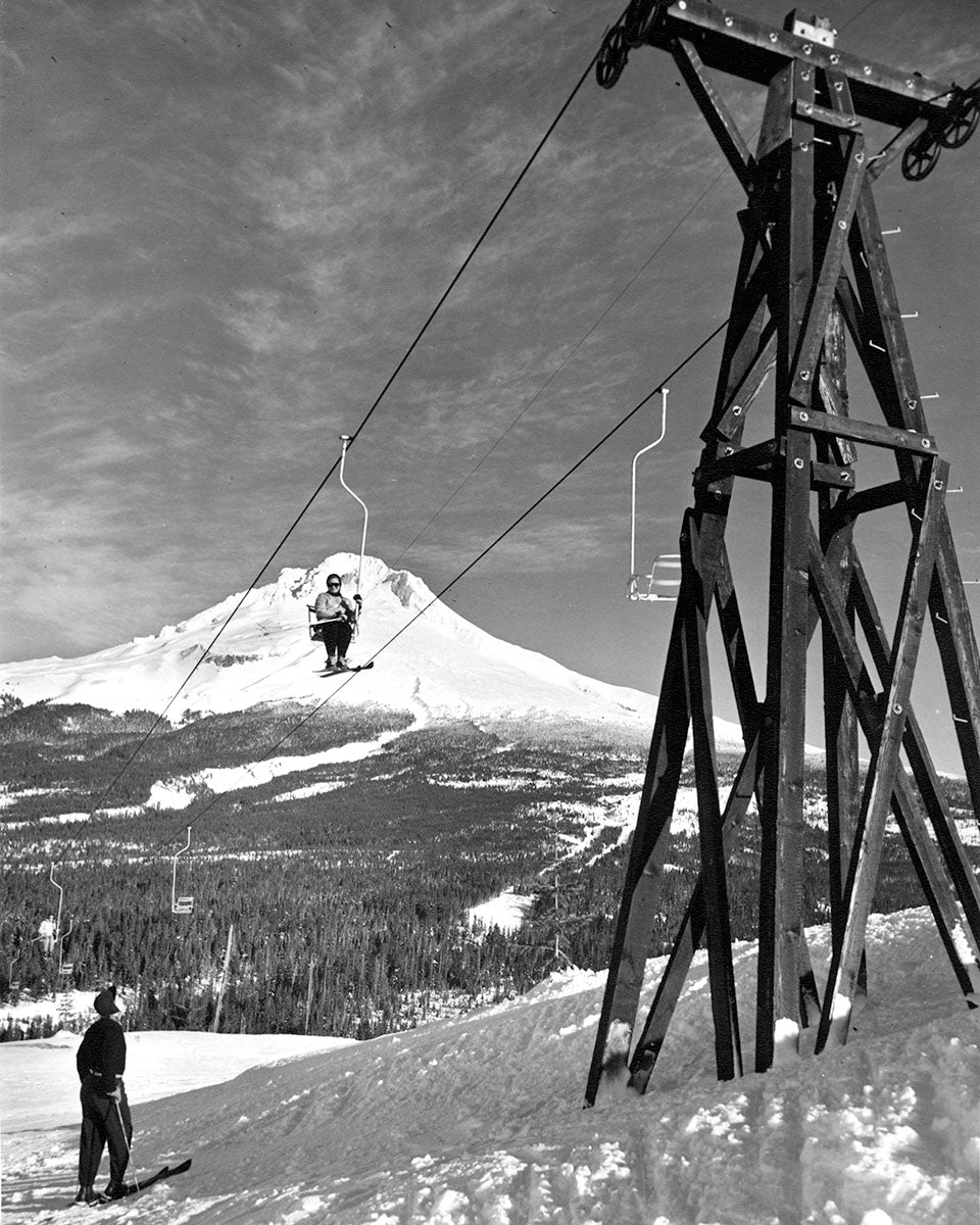 5896A Mt Hood from Ski Bowl Oregon