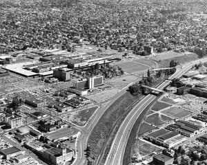7852A Banfield Freeway and Lloyd Center Shopping Mall
