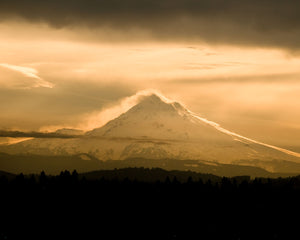 OR04 Mt Hood and the East Winds 1055